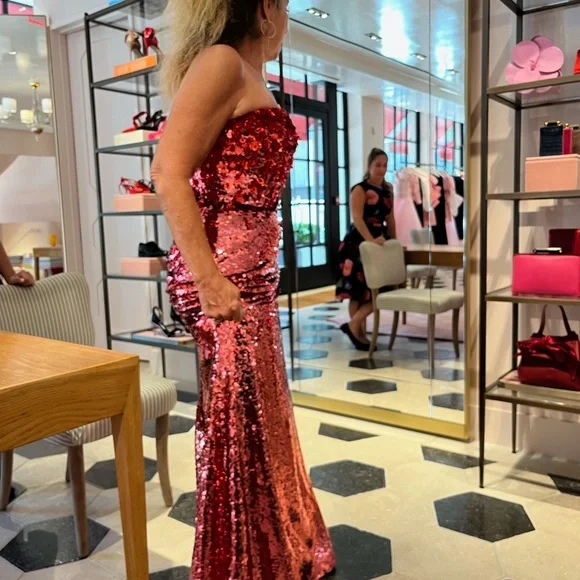 Carolina Herrera Sequined and Beaded Gown - Picture 2 of 4